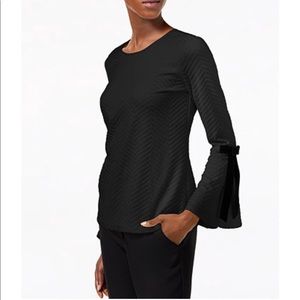 CeCe Textured Bow-Detailed Top